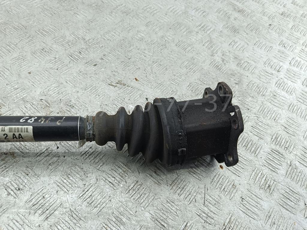 Полуось передняя правая