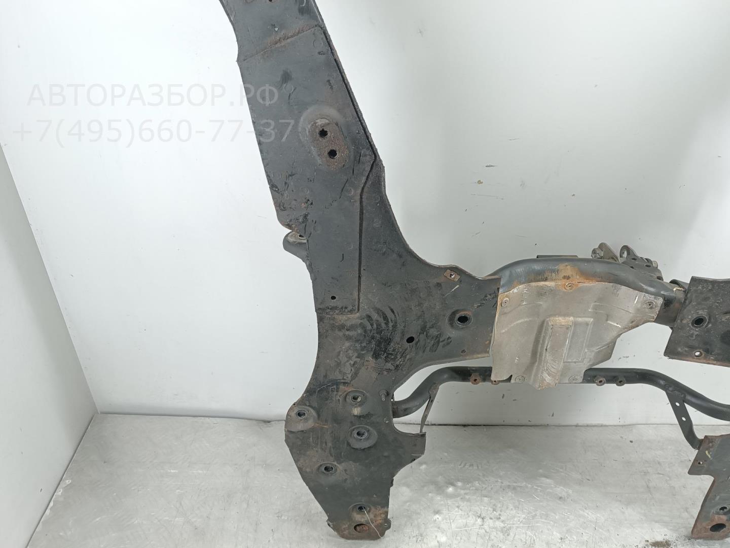 Балка подмоторная