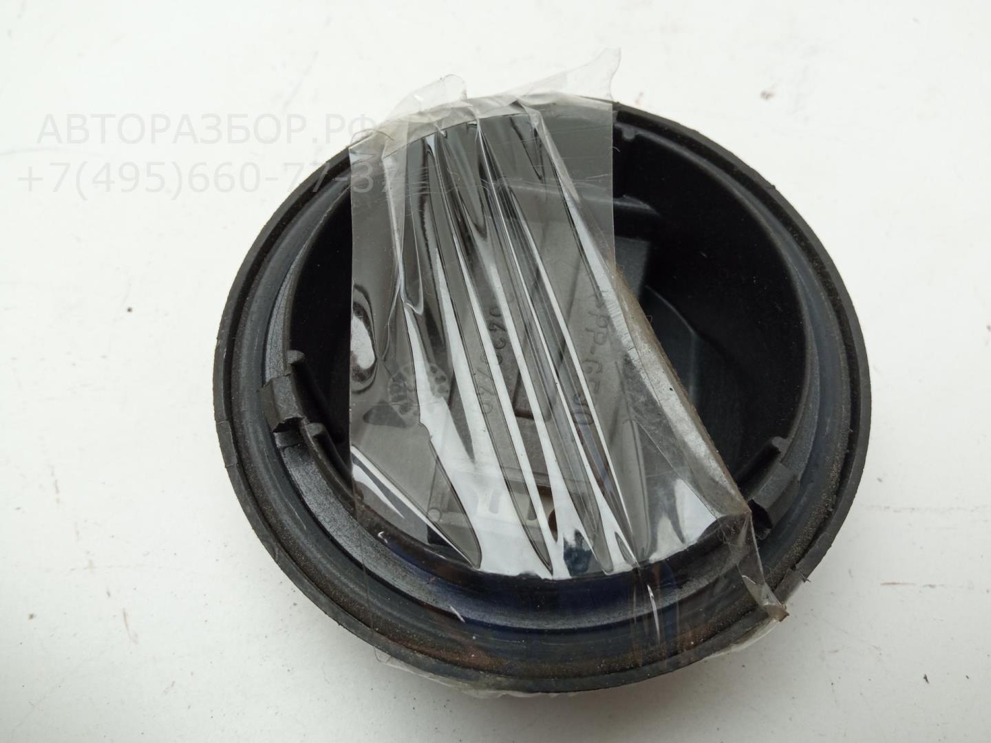 Крышка фары левой