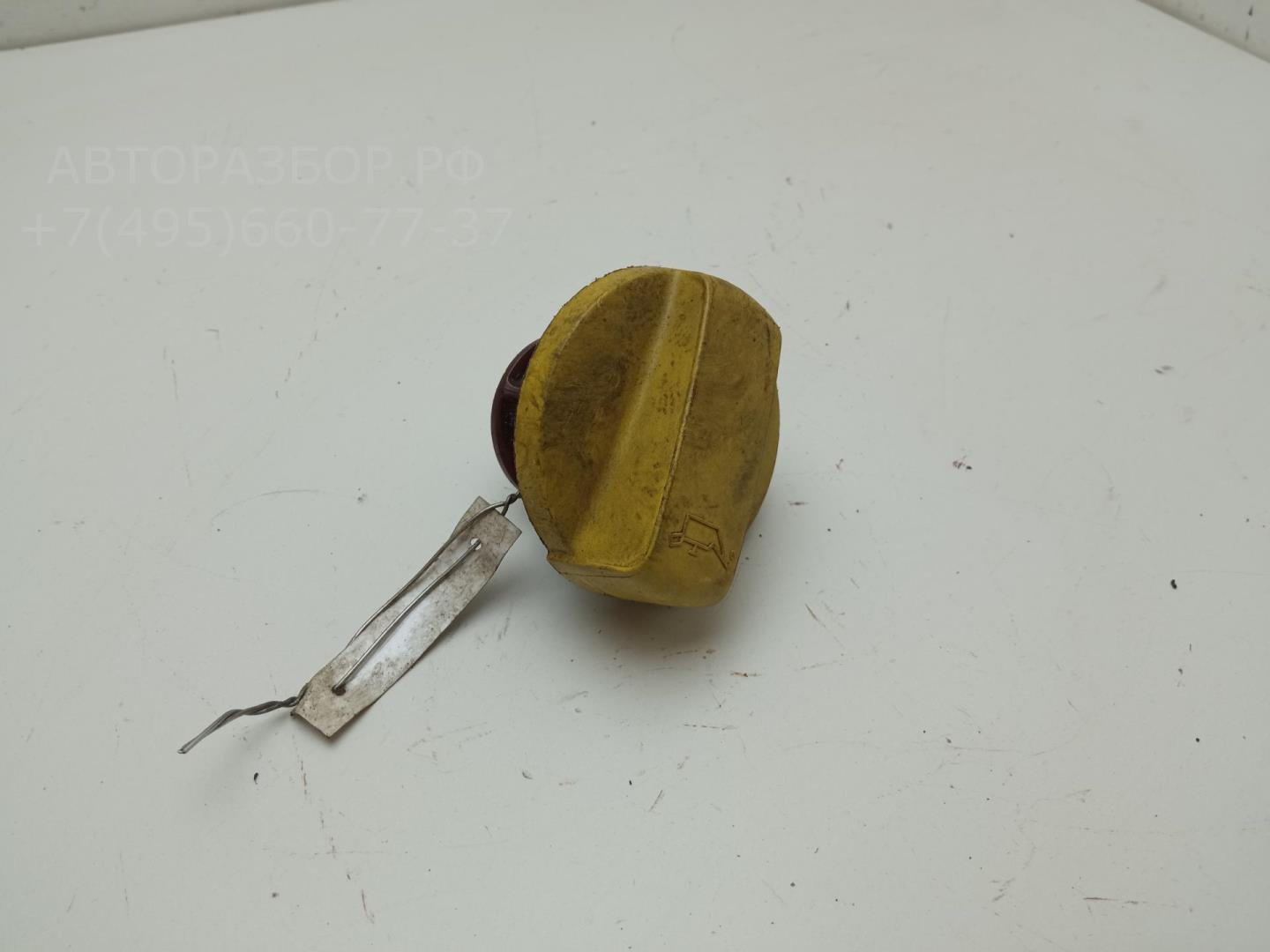 Крышка маслозаливной горловины