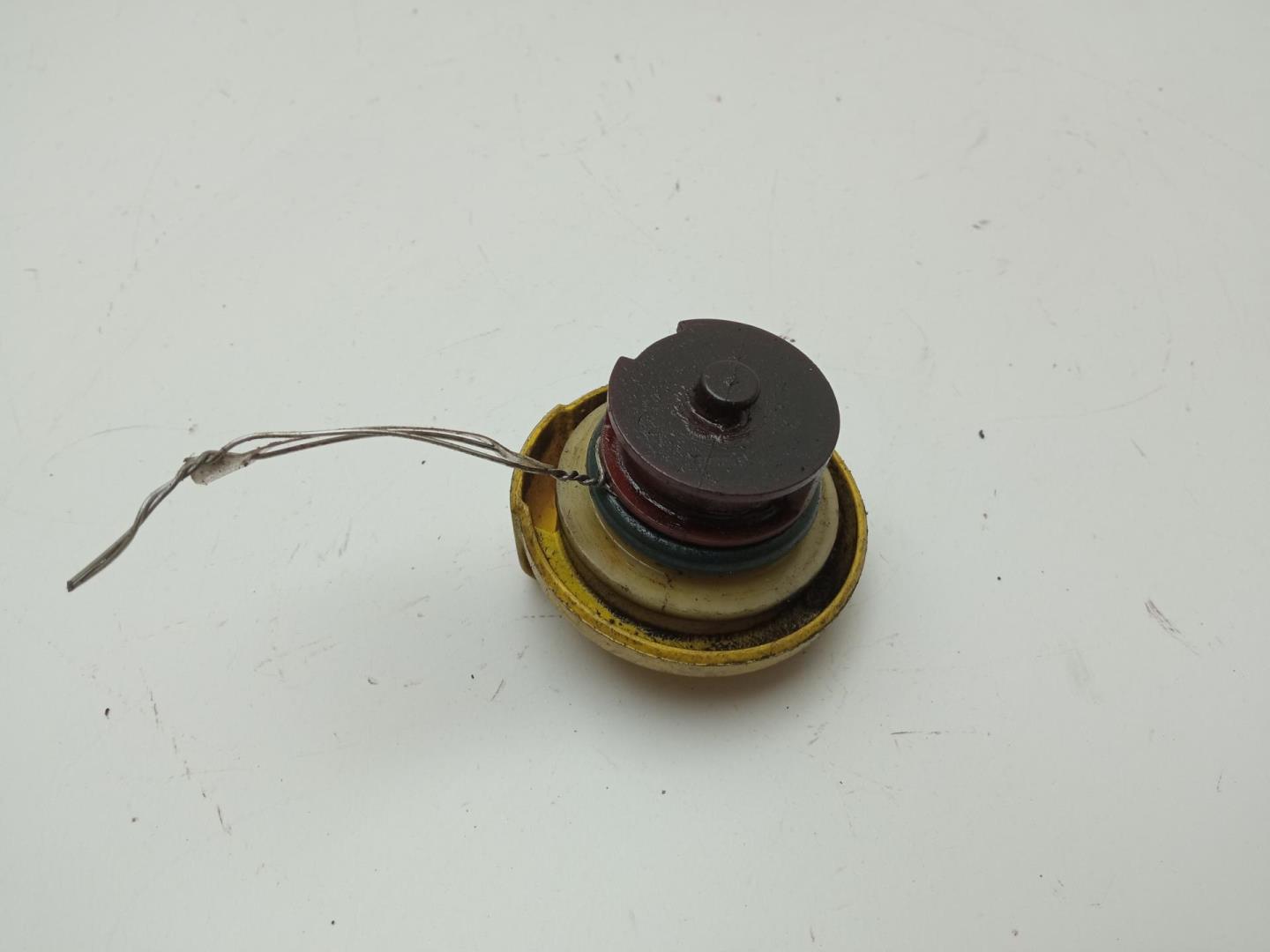 Крышка маслозаливной горловины