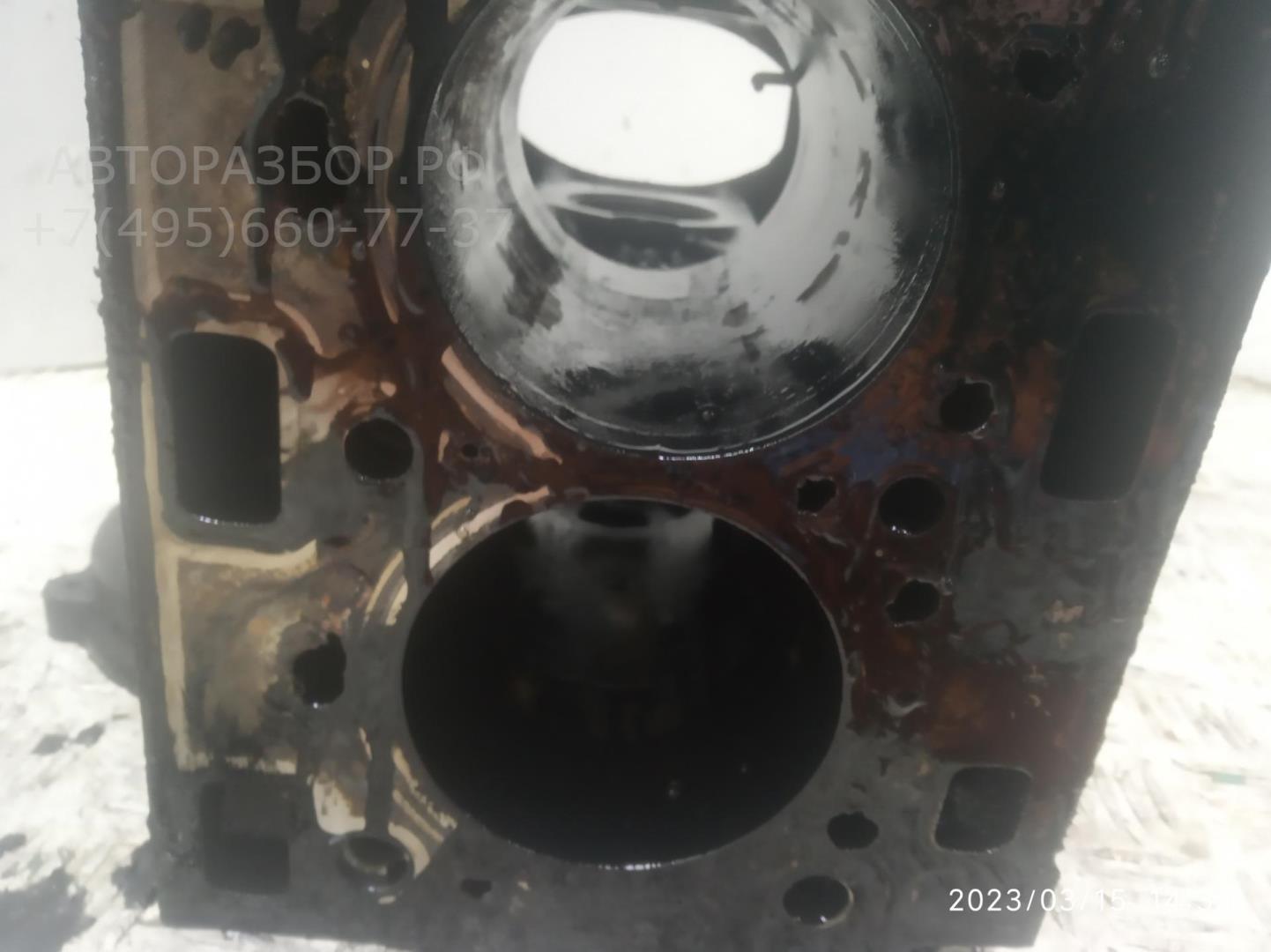 Блок двигателя