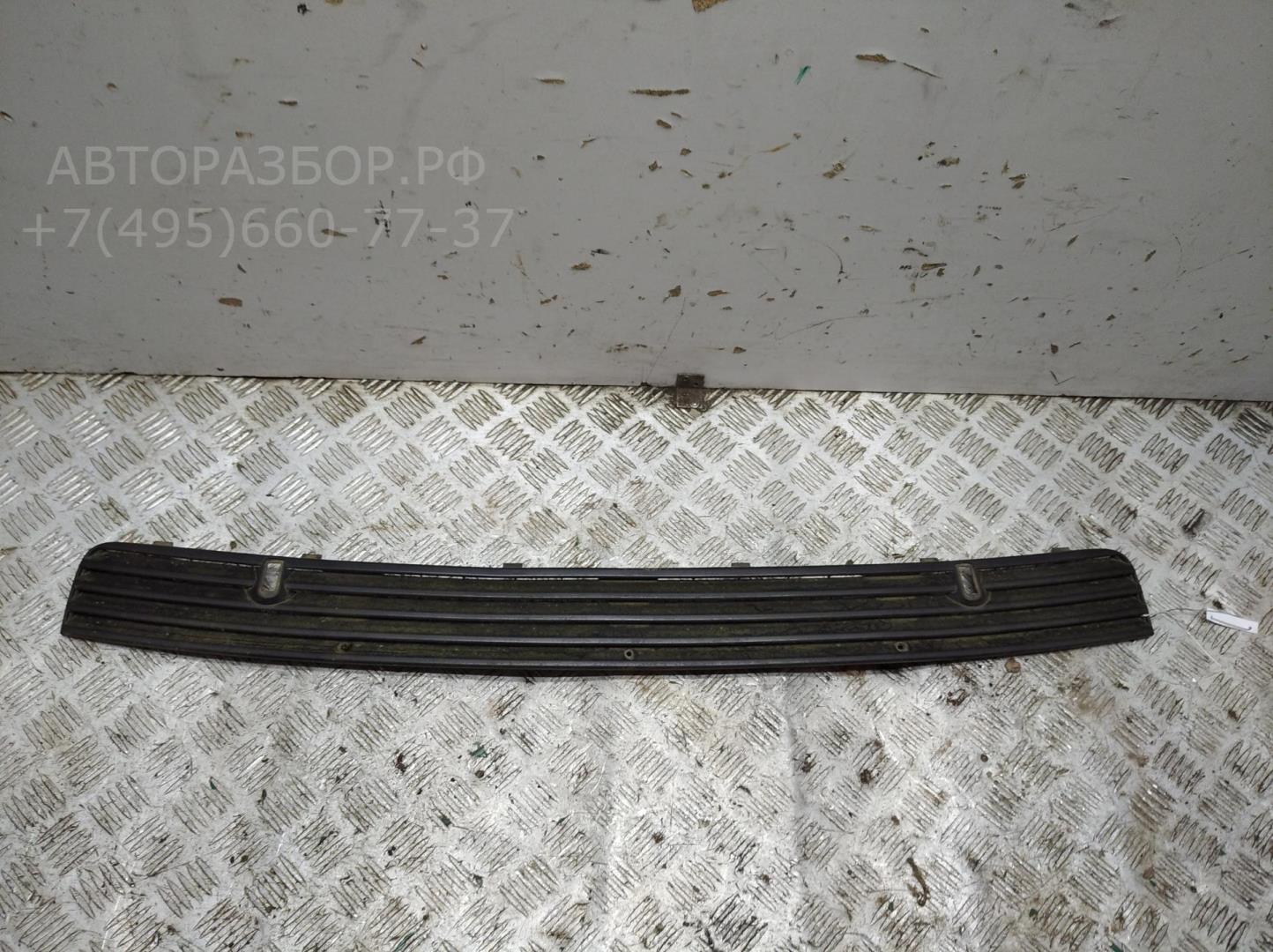 Решетка в капот