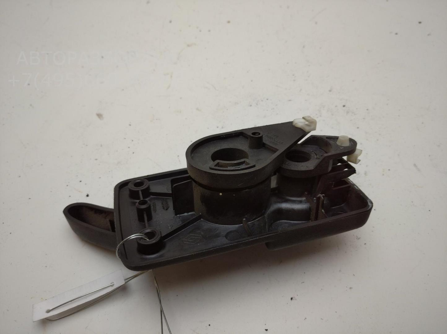 Ручка двери задней внутренняя правая