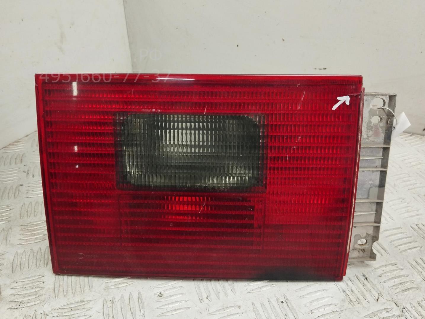 Фонарь задний внутренний левый