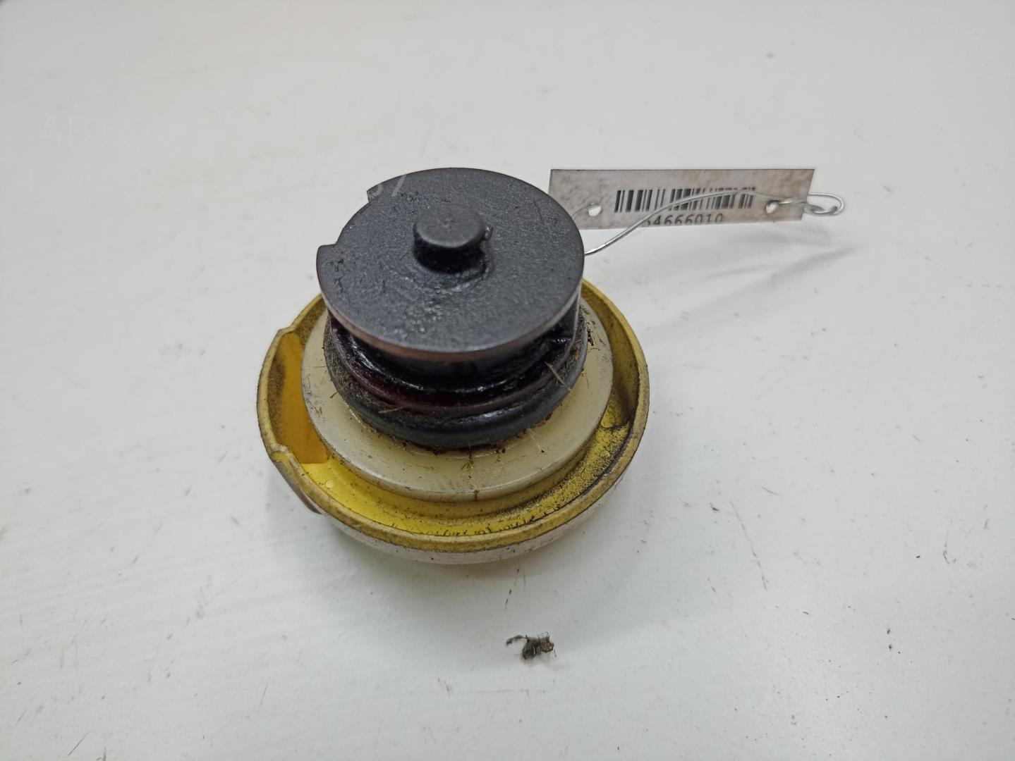 Крышка маслозаливной горловины