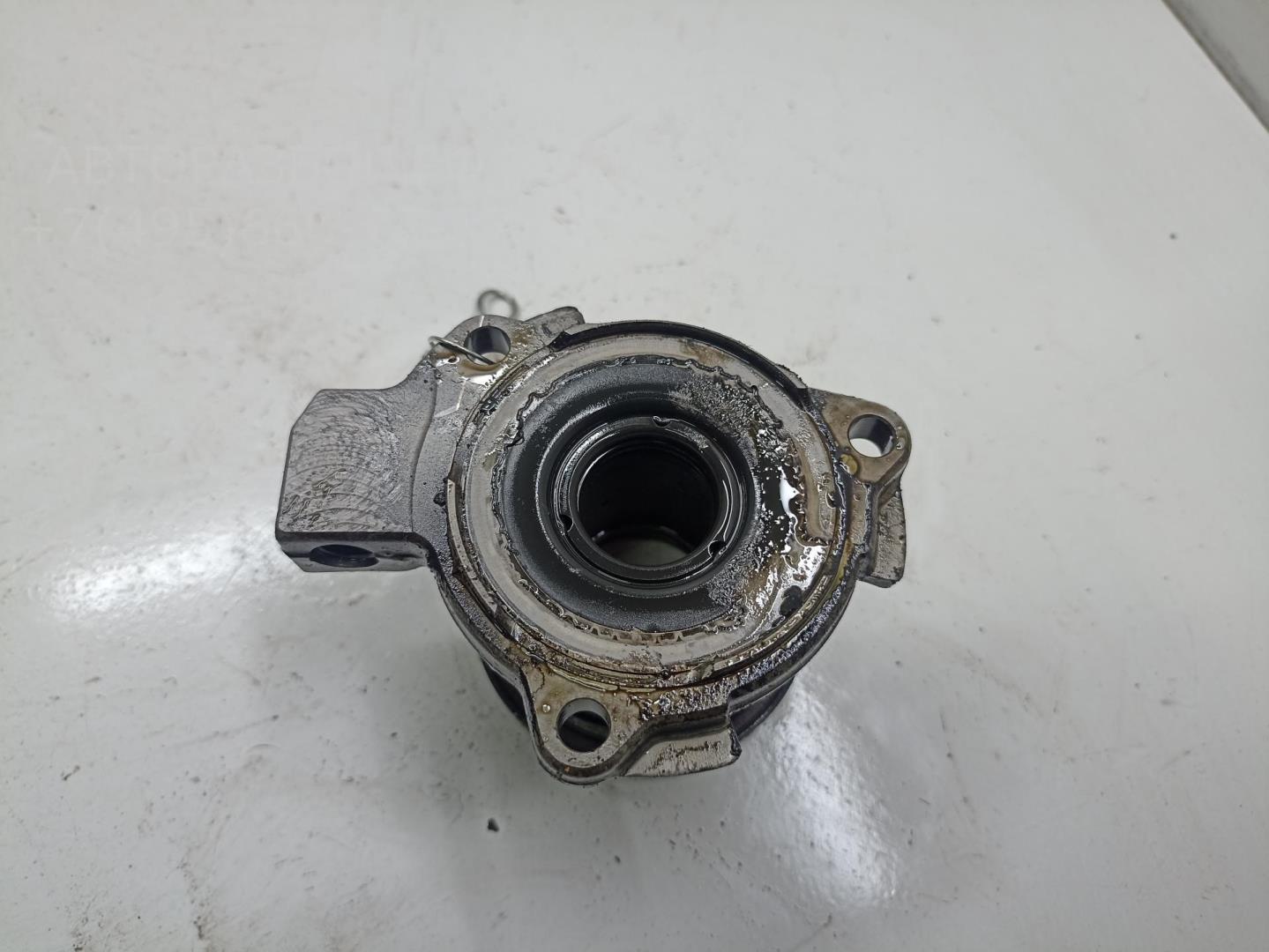 Цилиндр сцепления рабочий