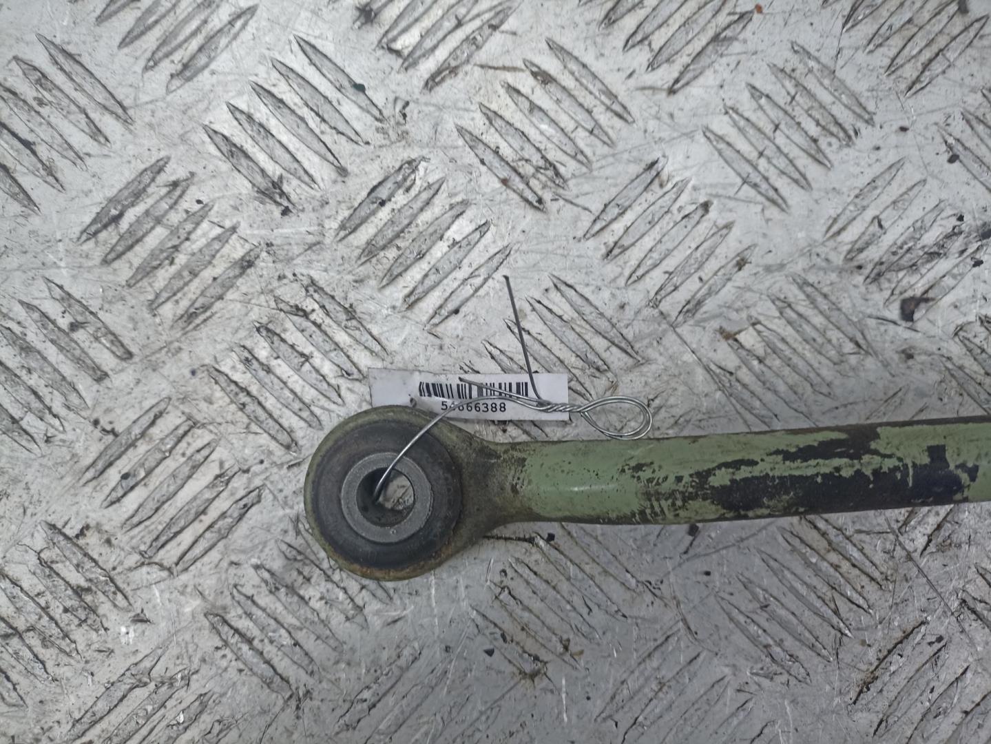 Тяга рулевая левая