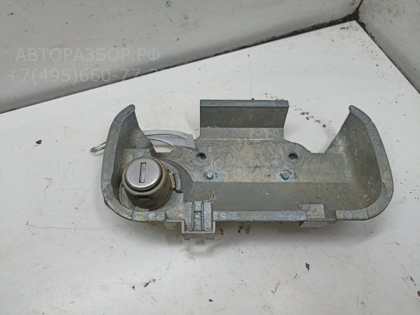 Вставка замка двери