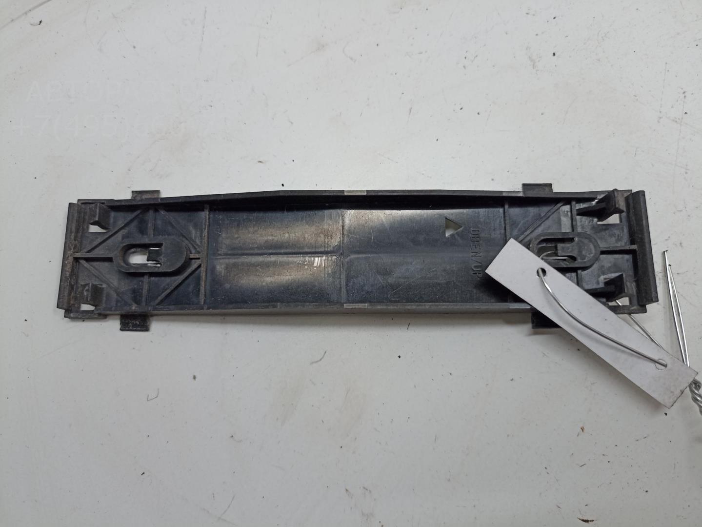 Кронштейн (сопут. товар)