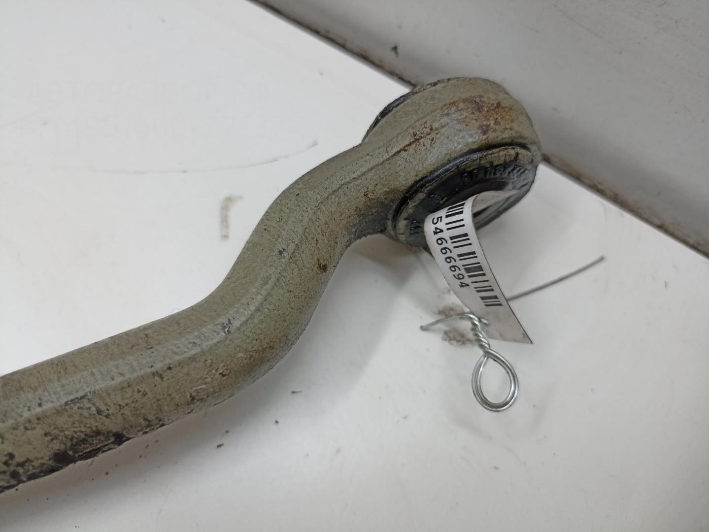 Тяга рулевая левая