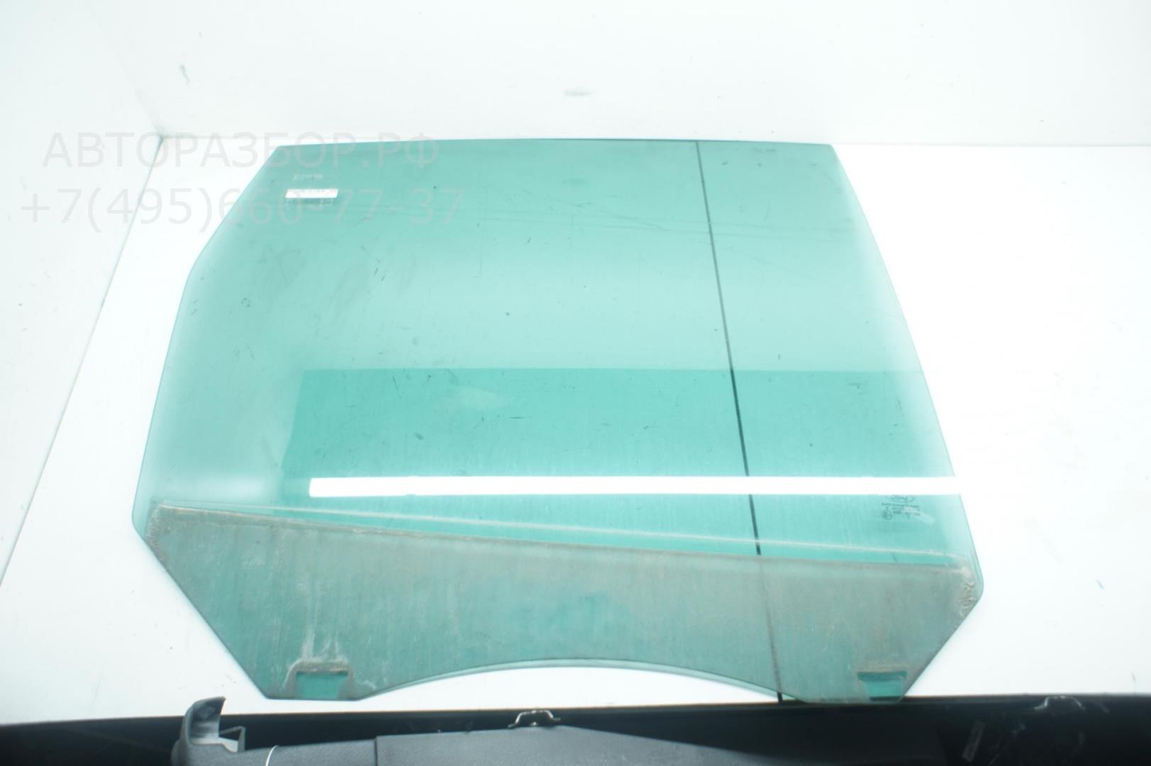 Стекло двери задней правой