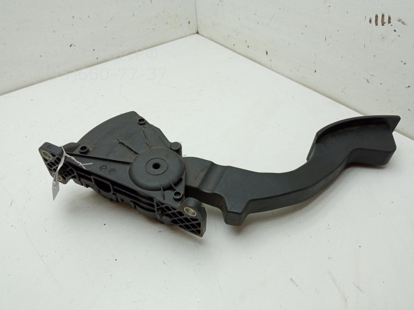 Педаль газа