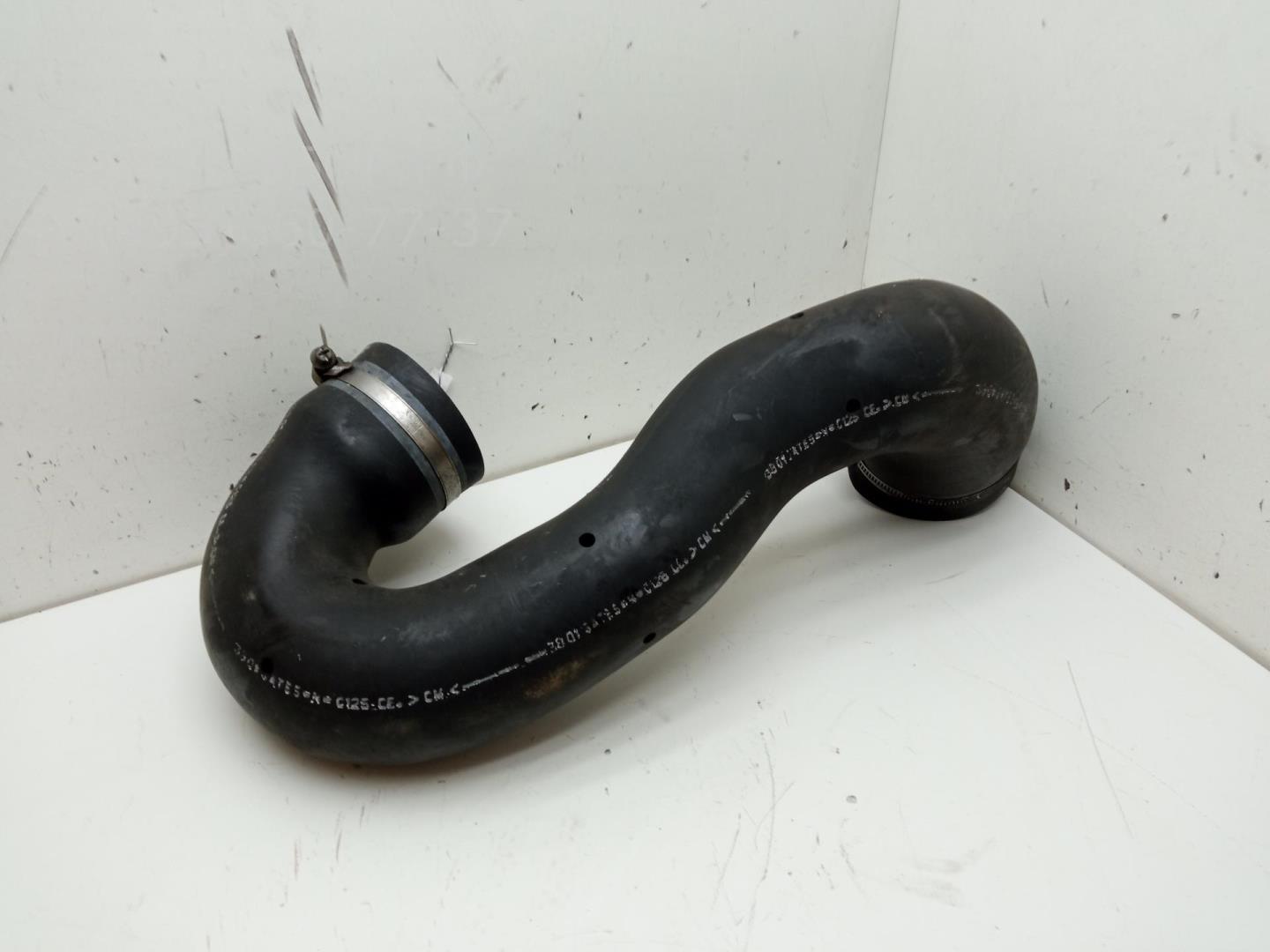 Патрубок воздушного фильтра