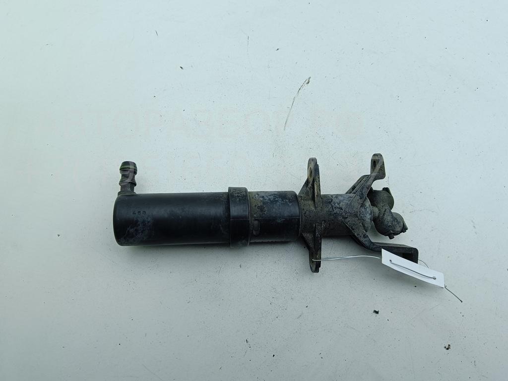 Форсунка омывателя фары