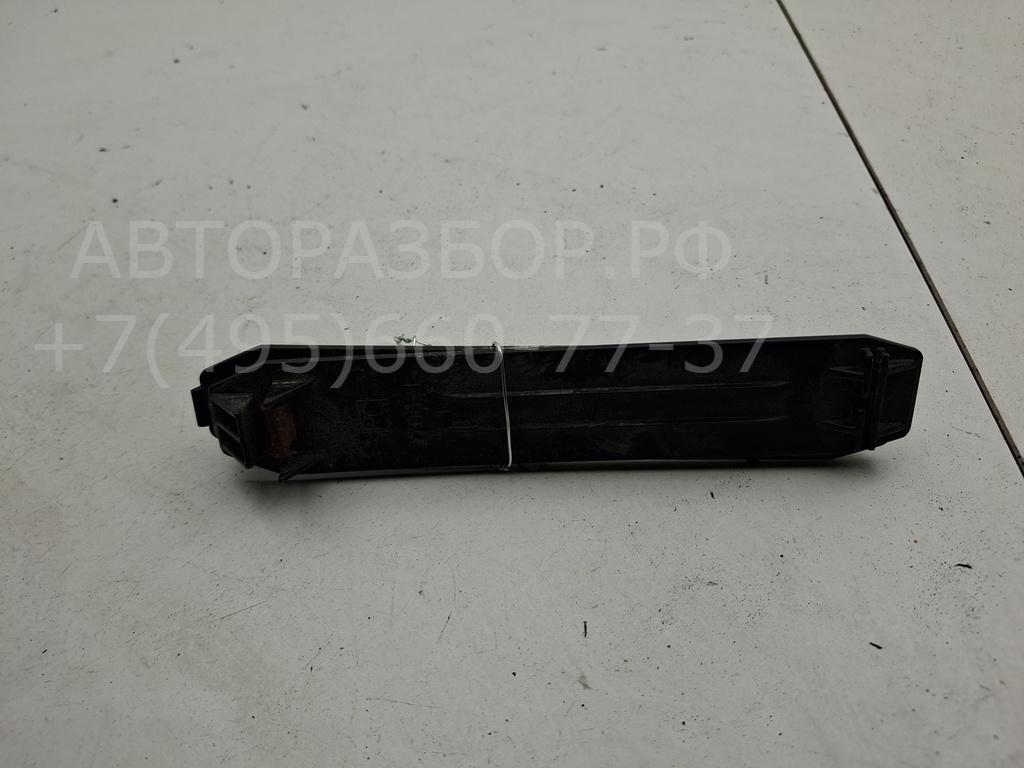 Крепеж фары