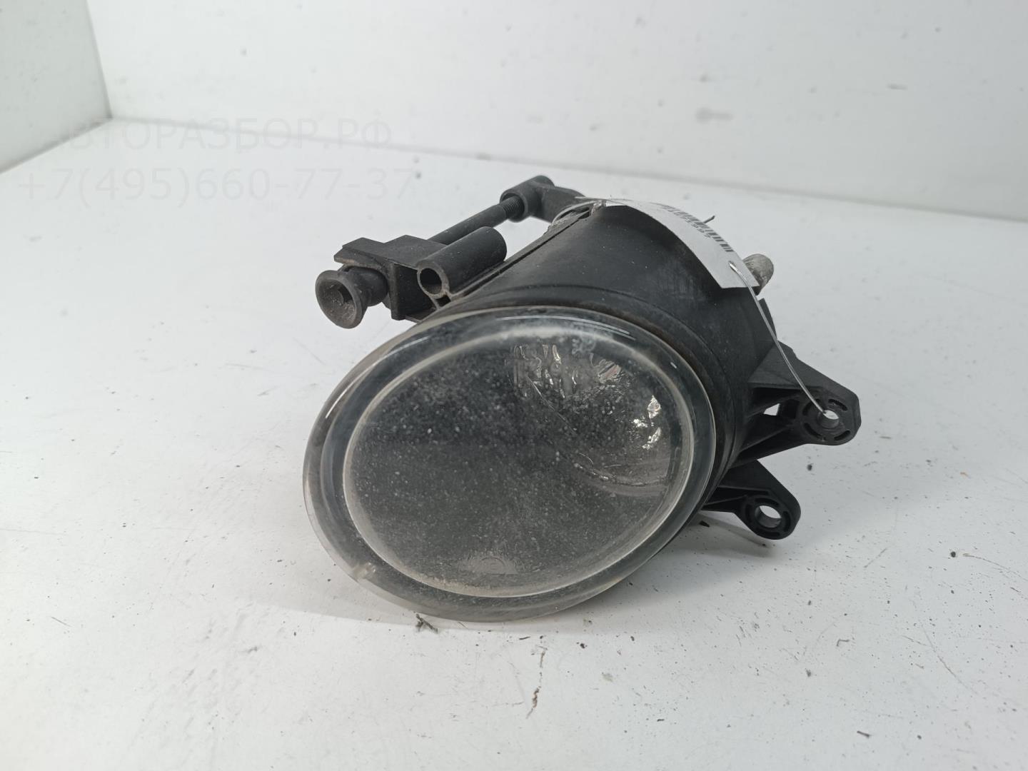 Фара противотуманная правая