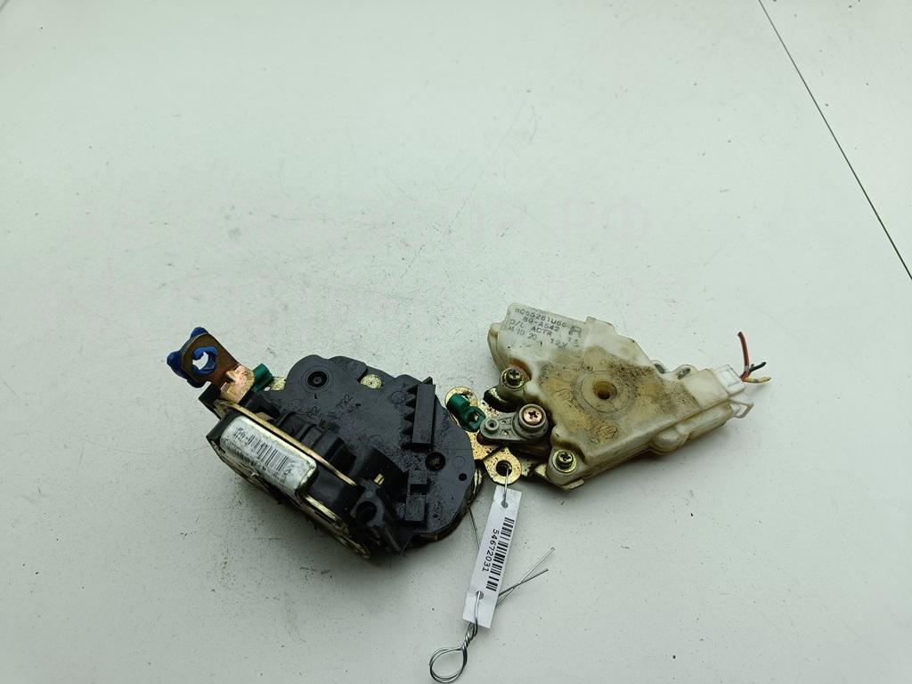 Замок двери передней правой