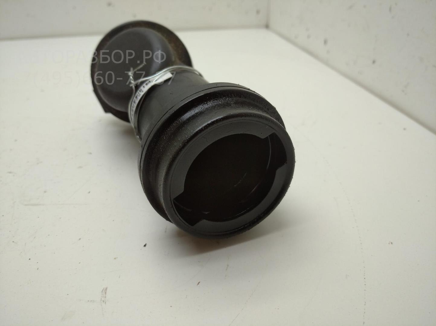 Маслозаливная горловина