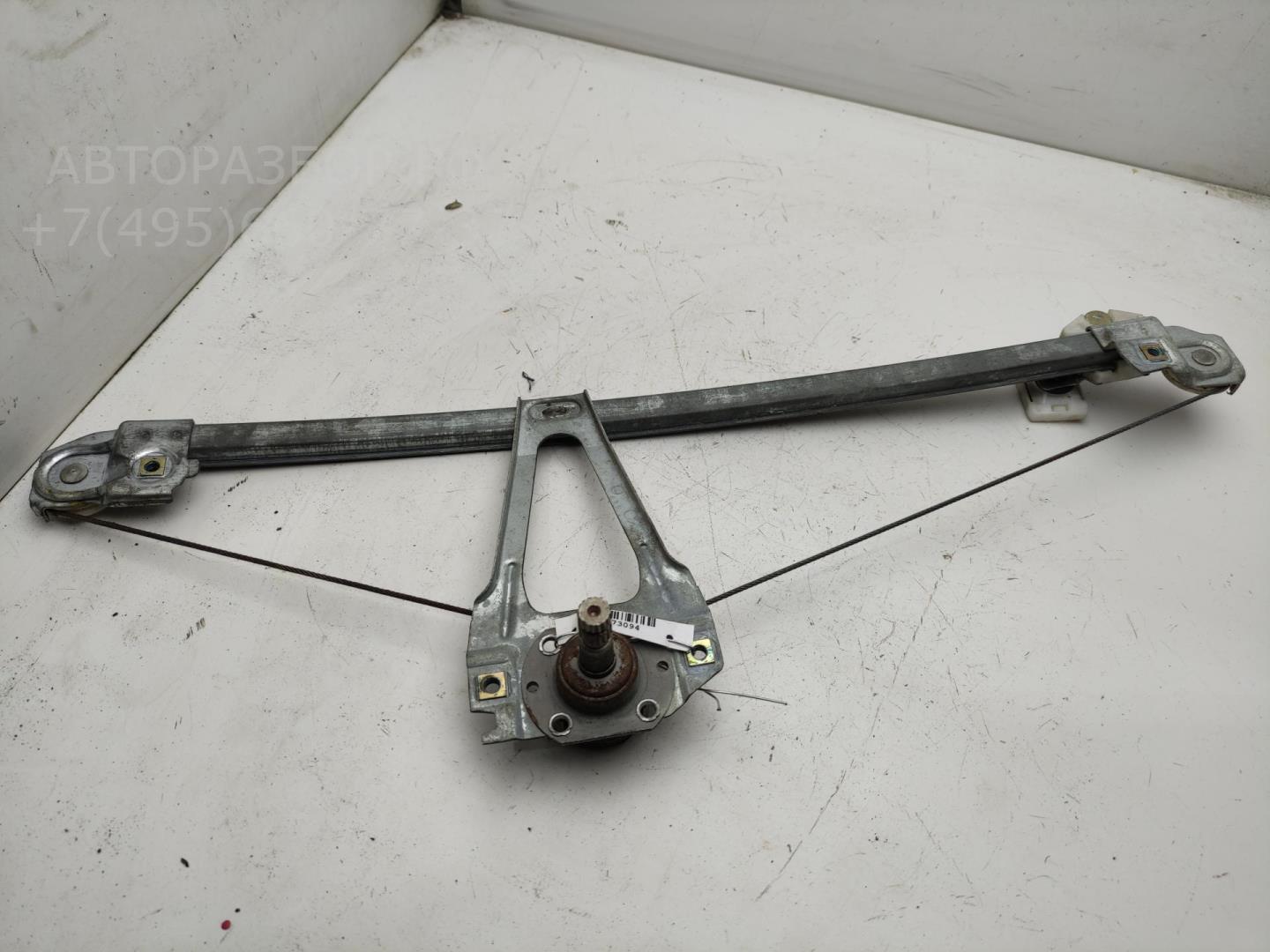 Стеклоподъемник механ. задний правый