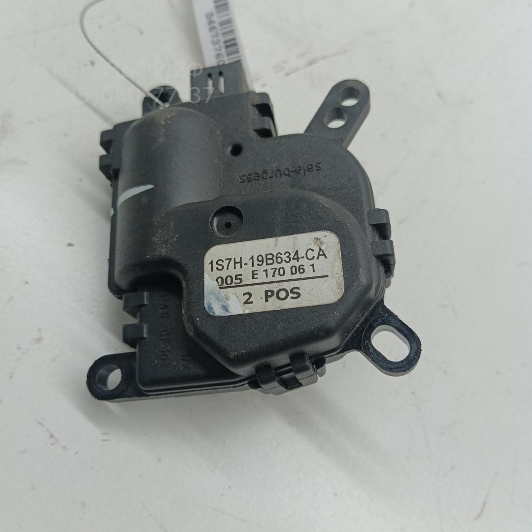 Моторчик заслонки печки