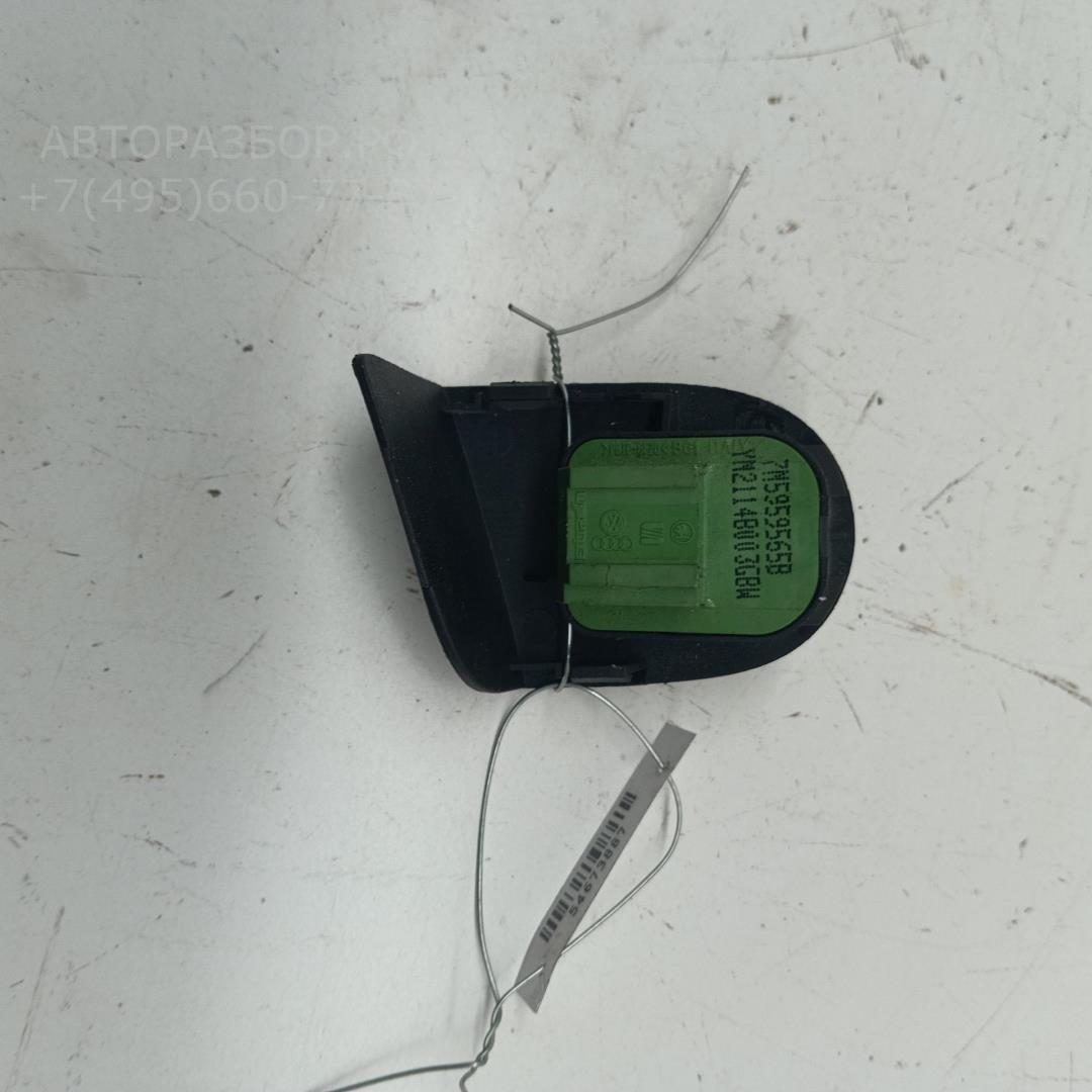 Кнопка регулировки зеркала