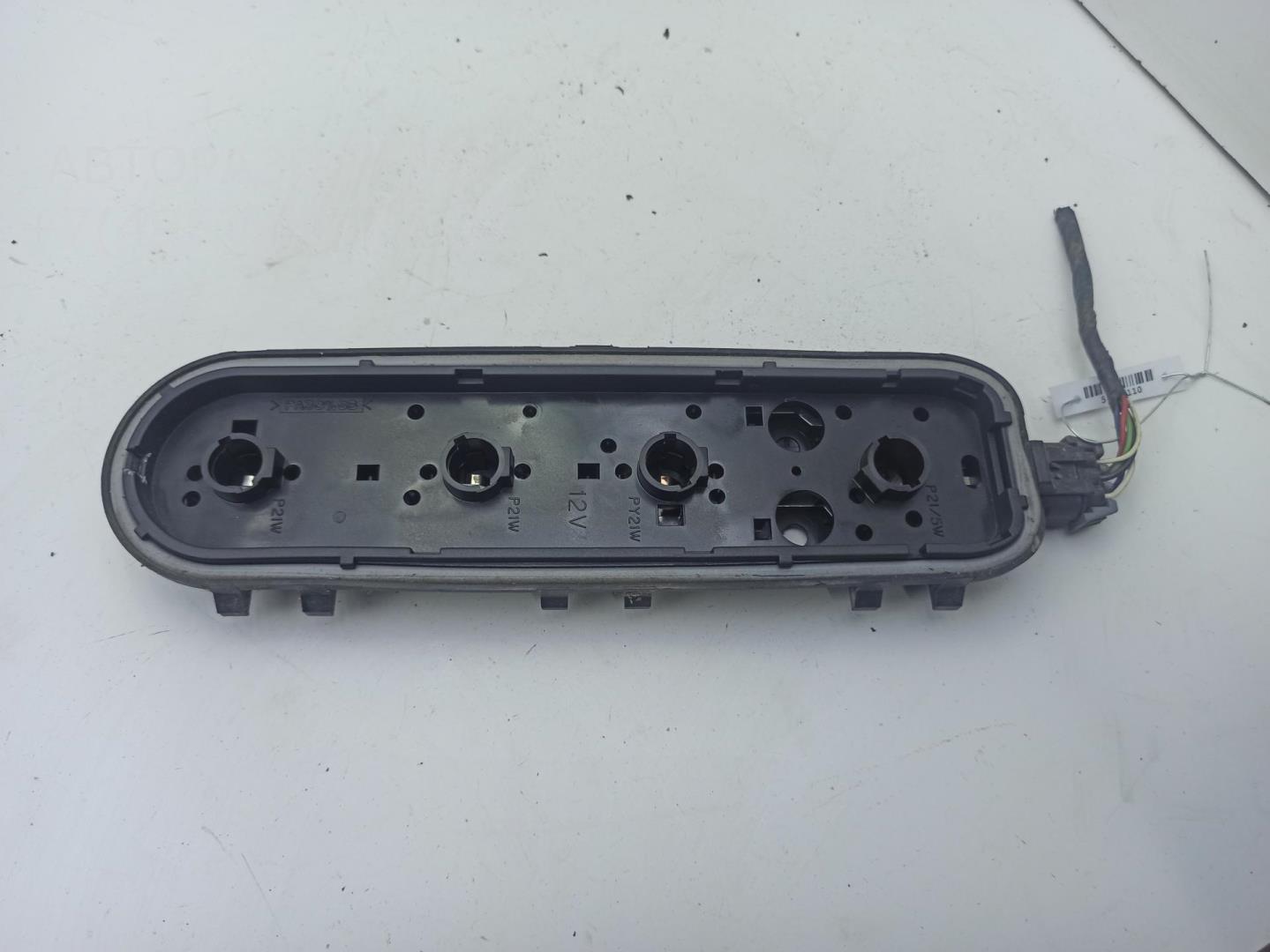 Плата заднего фонаря правого