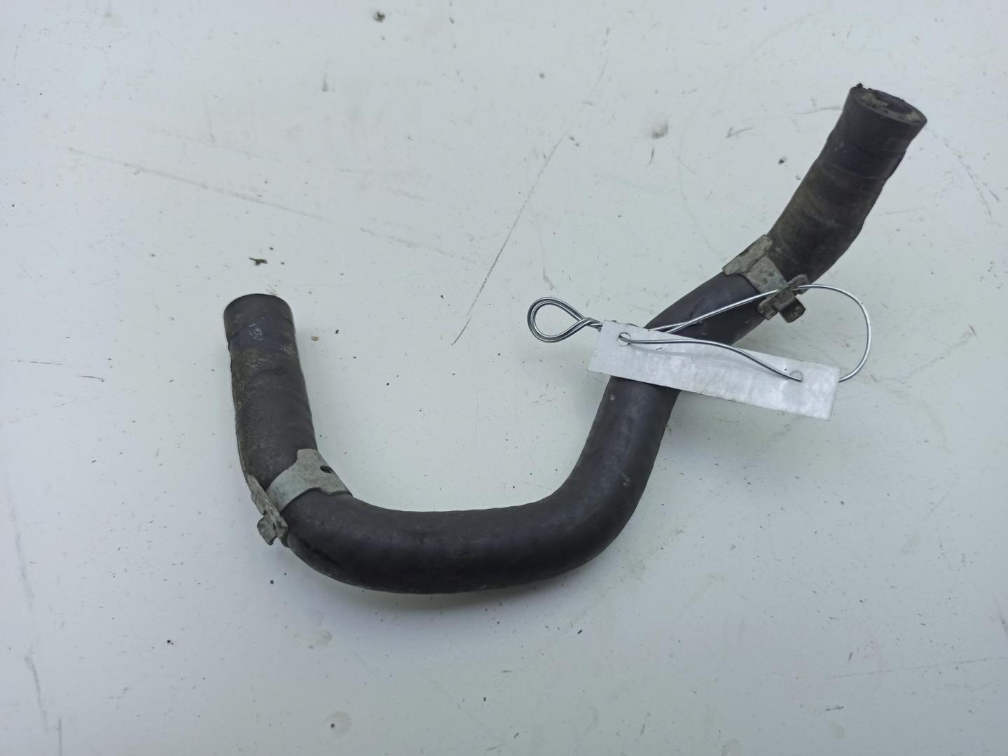 Патрубок отопителя