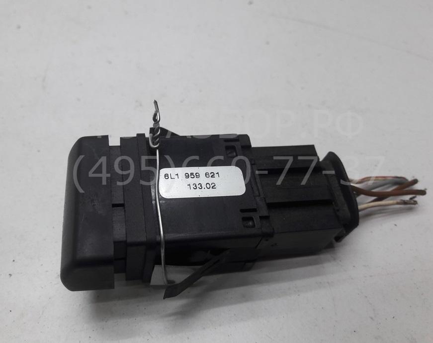 Кнопка обогрева заднего стекла