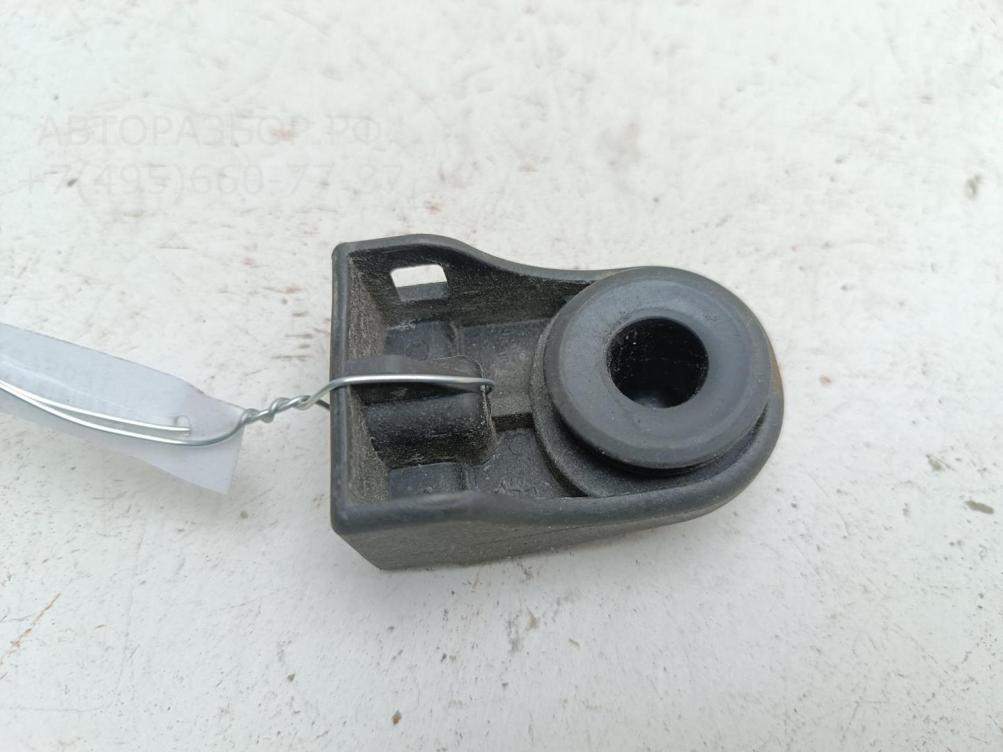 Кронштейн радиатора