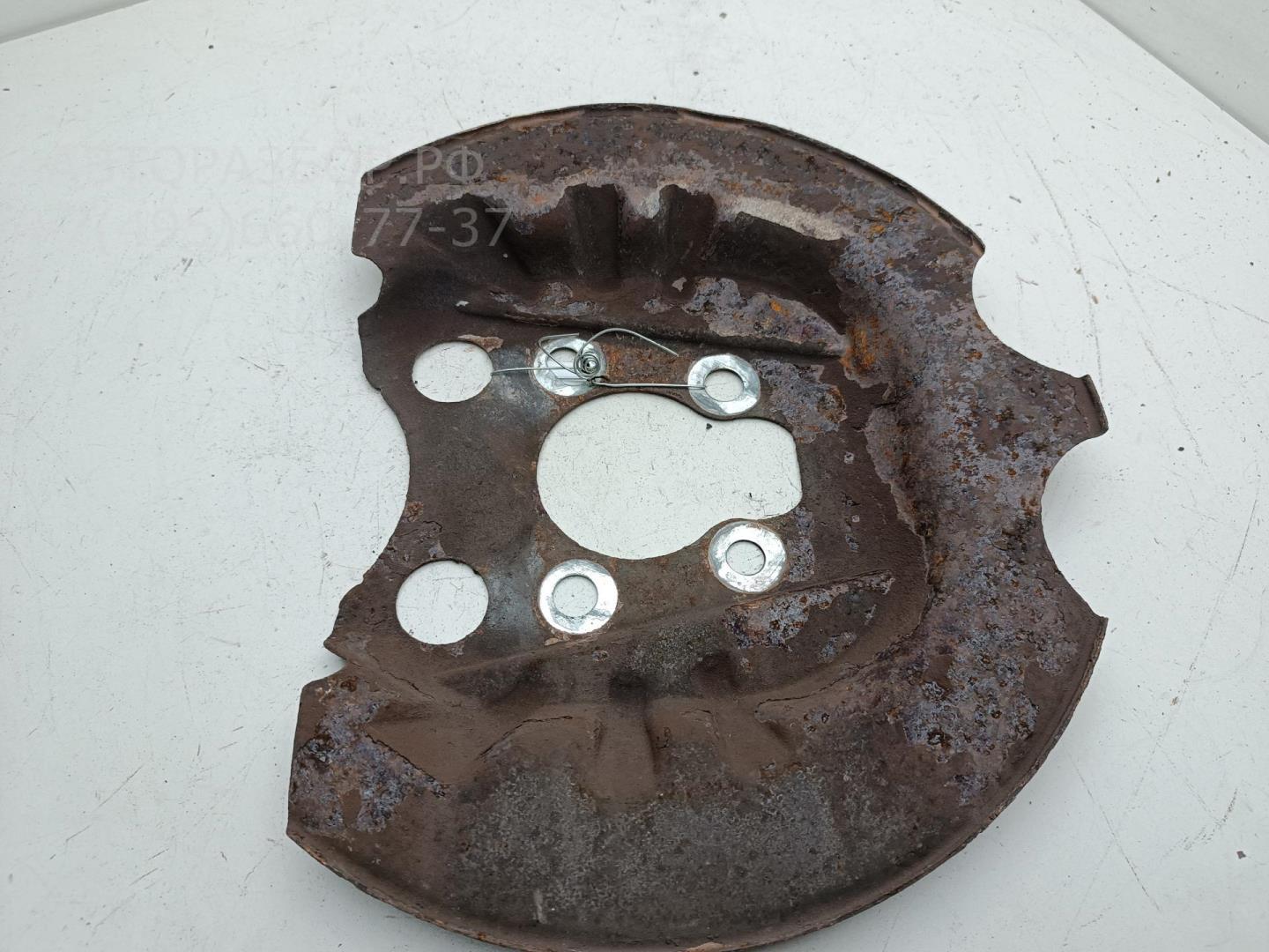 Щит опорный задний левый