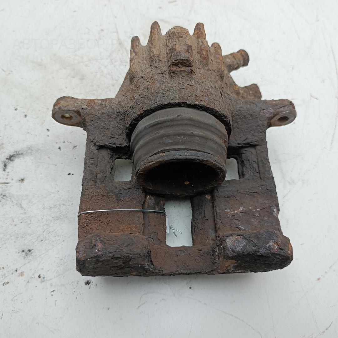 Суппорт передний правый