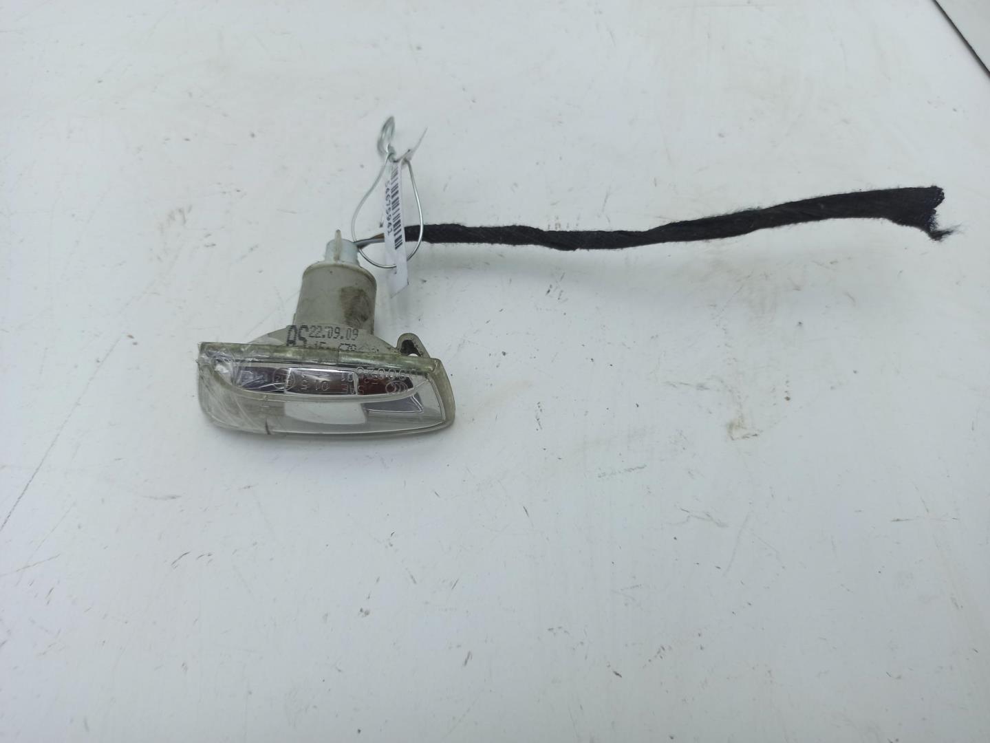 Указатель поворота левый