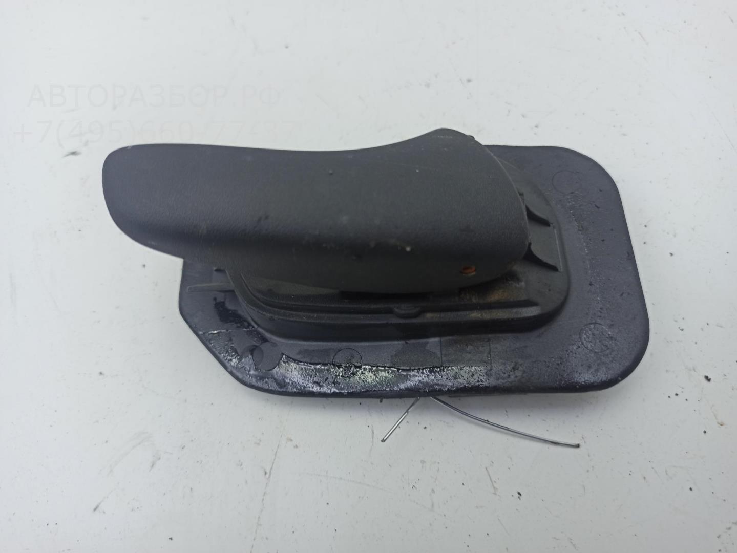 Ручка двери задней внутренняя правая