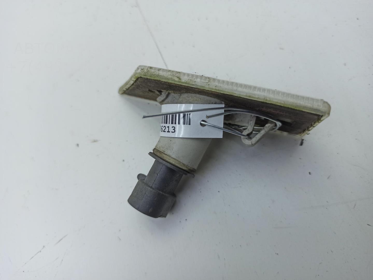 Указатель поворота левый