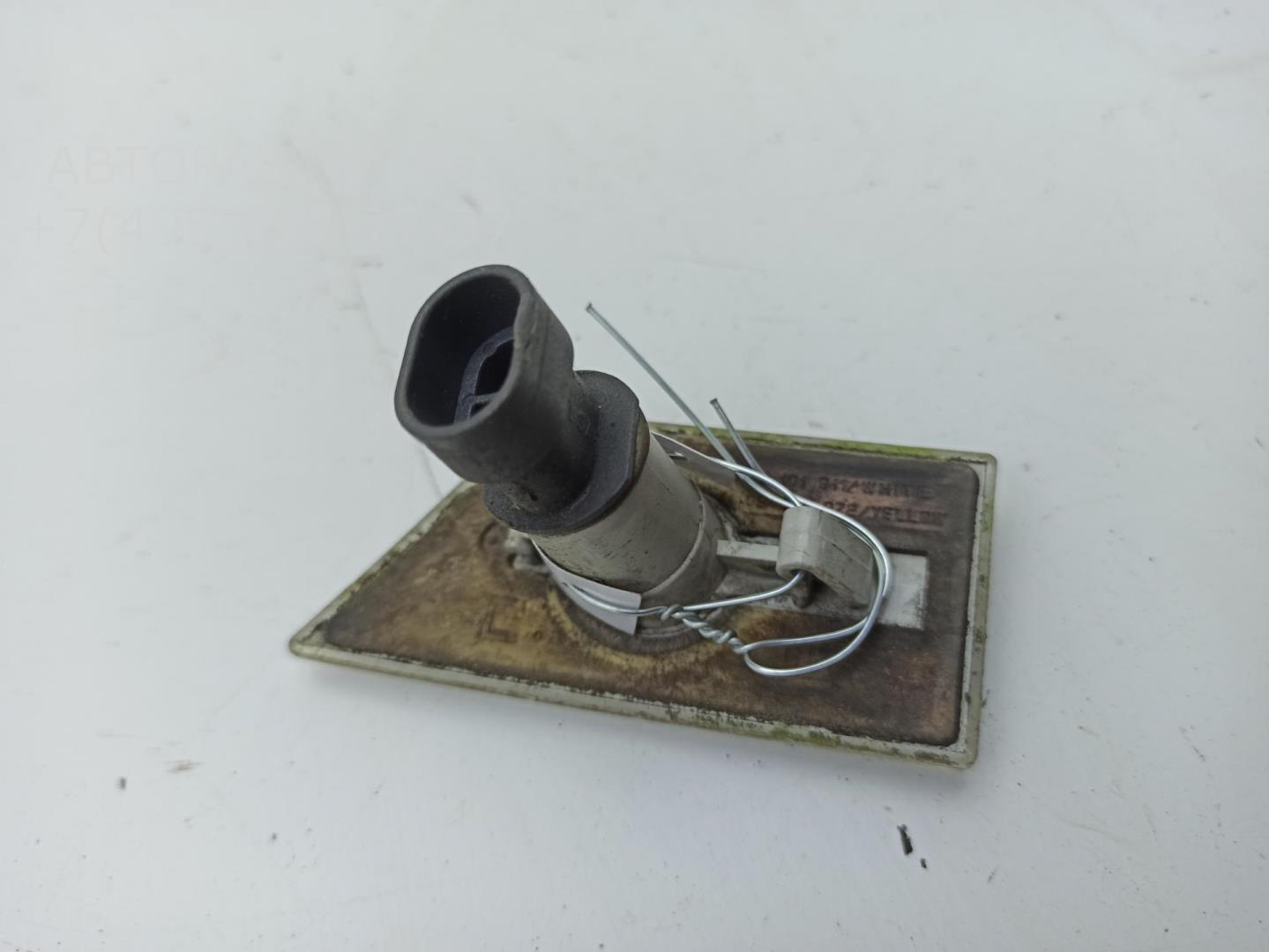 Указатель поворота левый