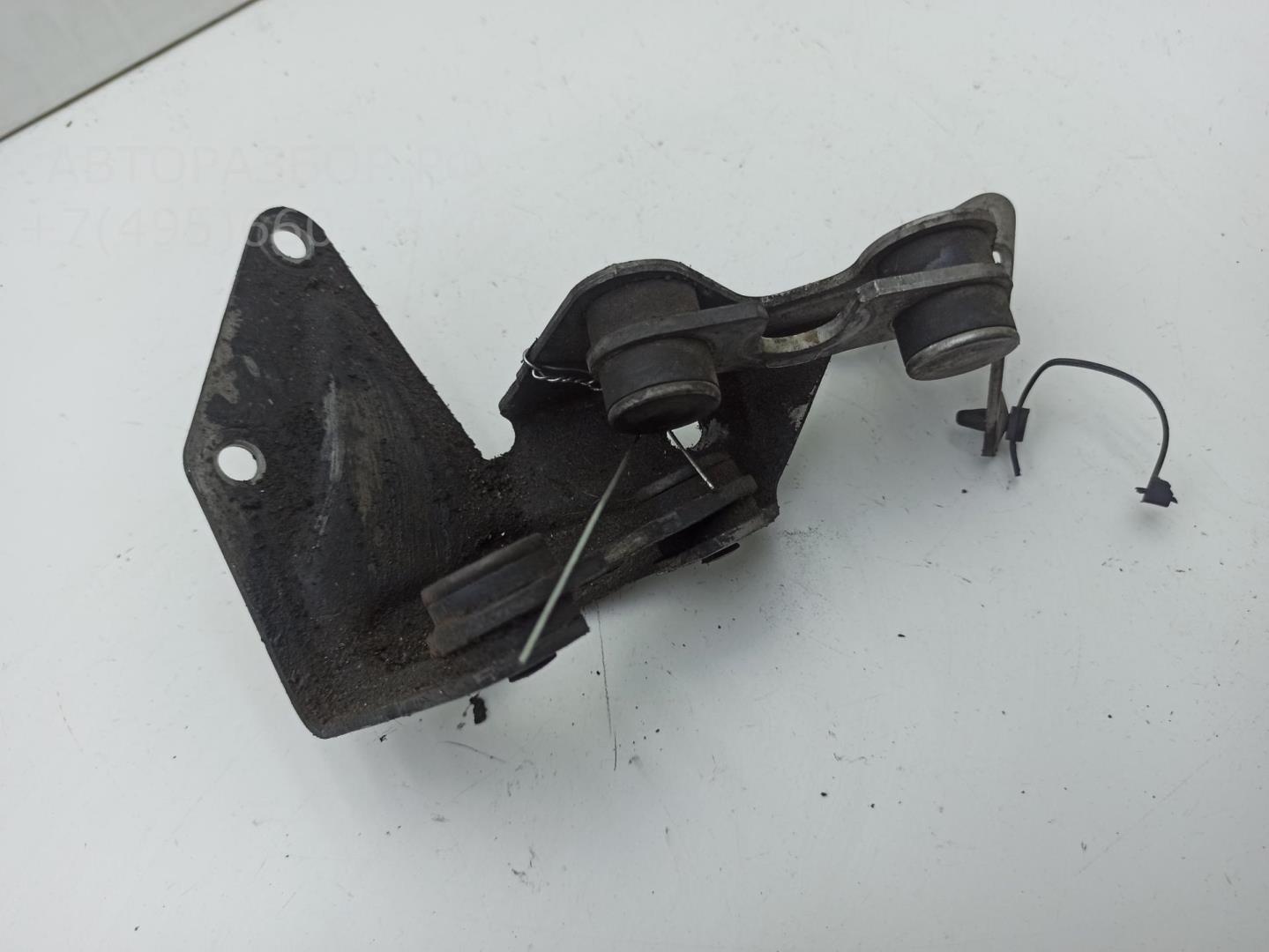 Кронштейн (сопут. товар)