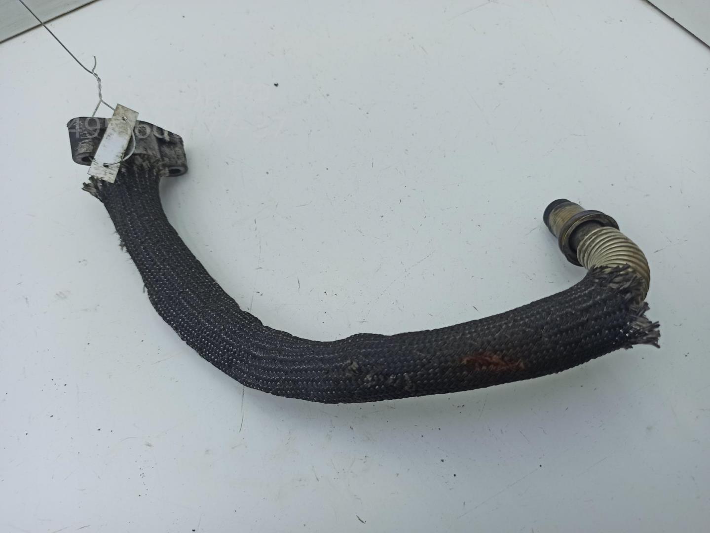 Трубка картерных газов