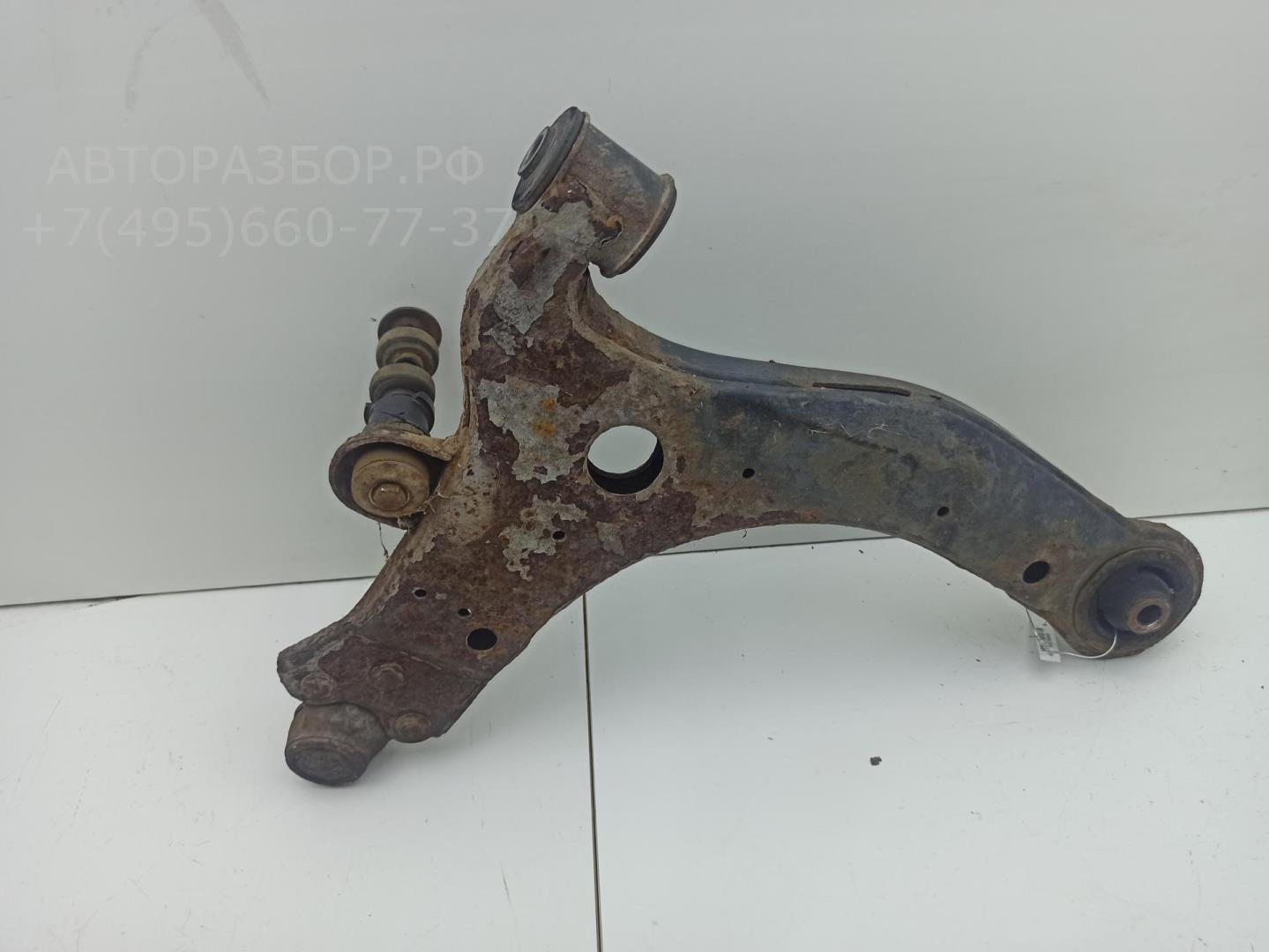 Рычаг передний левый