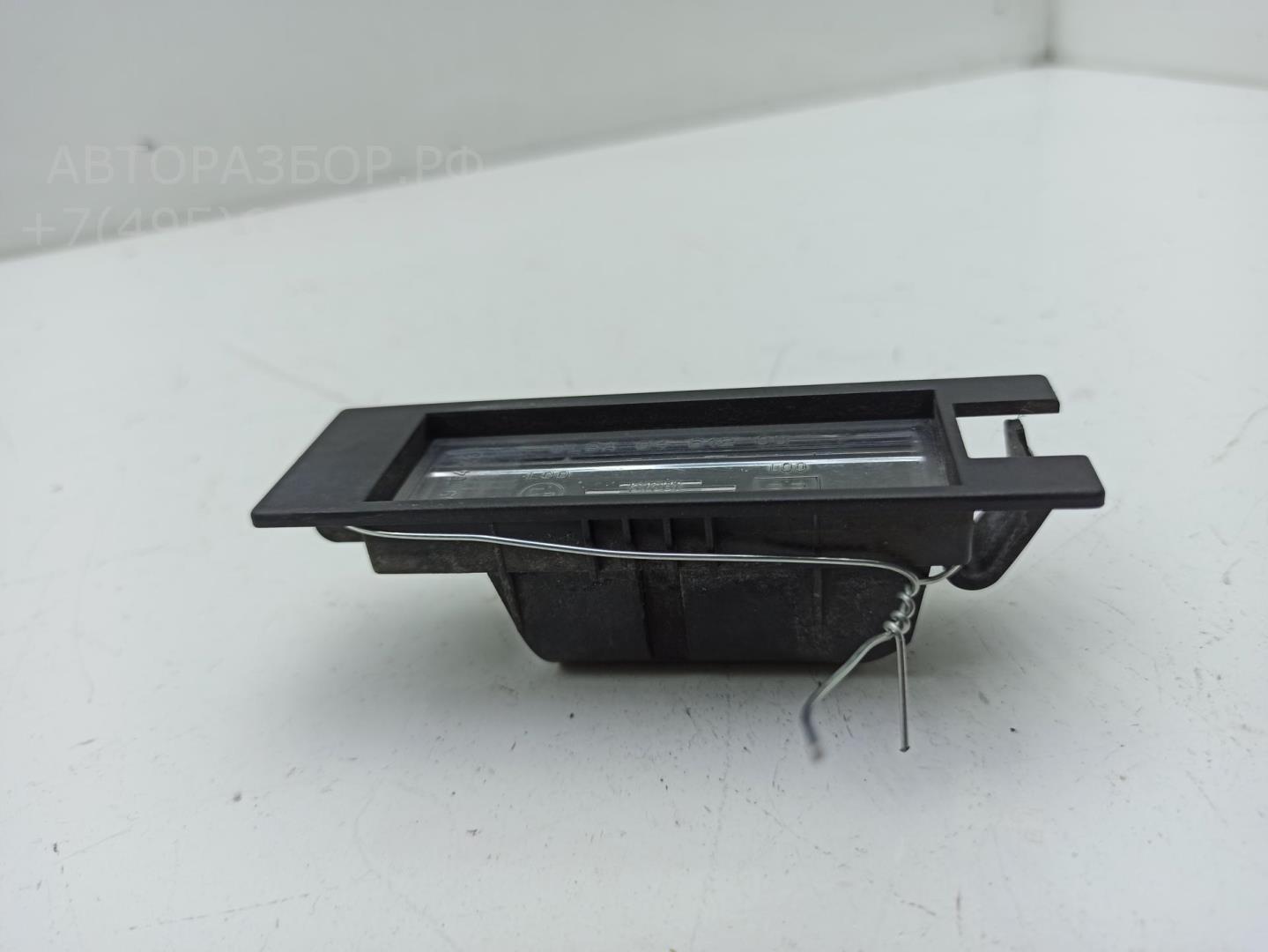 Фонарь подсветки номера