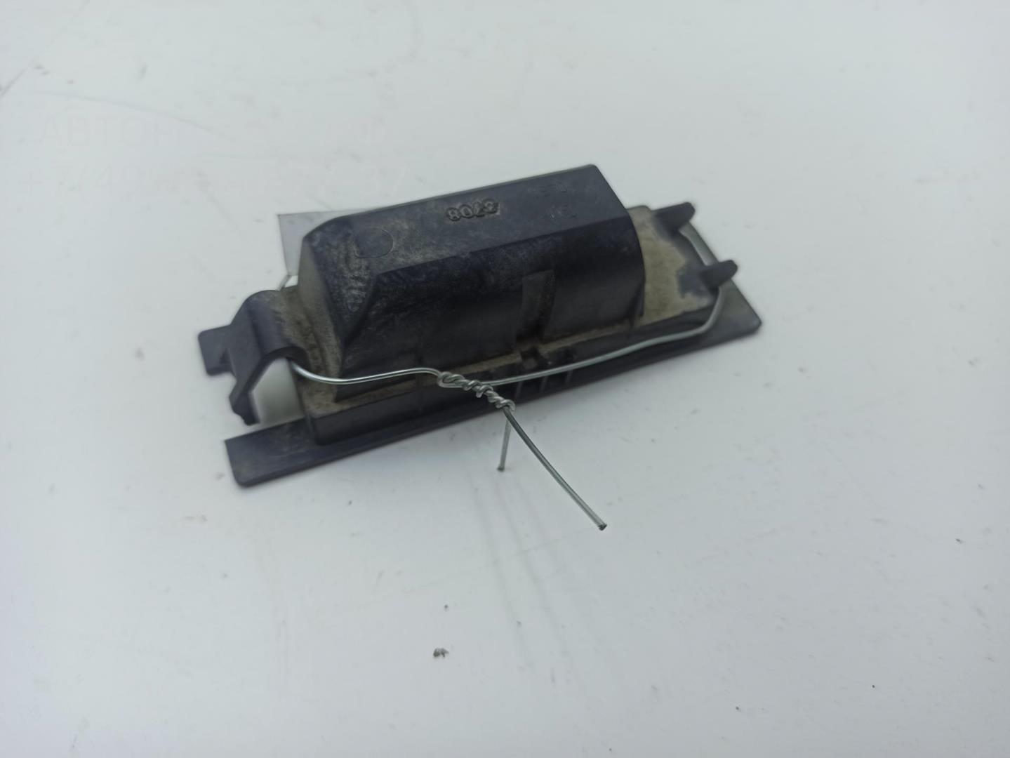 Фонарь подсветки номера