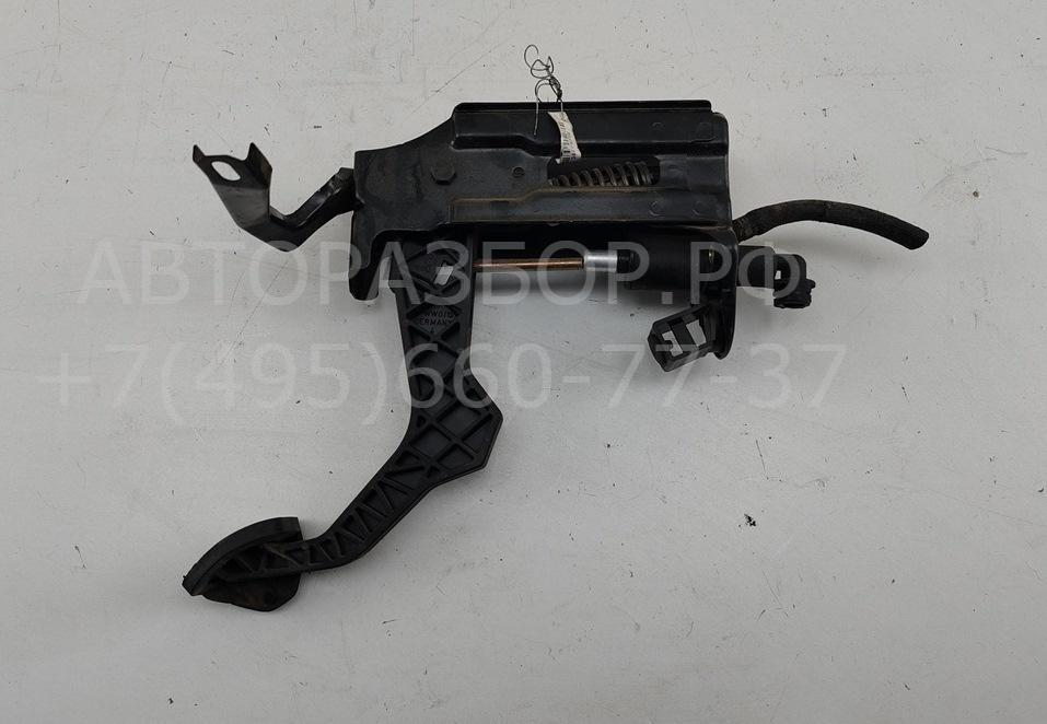 Цилиндр сцепления главный