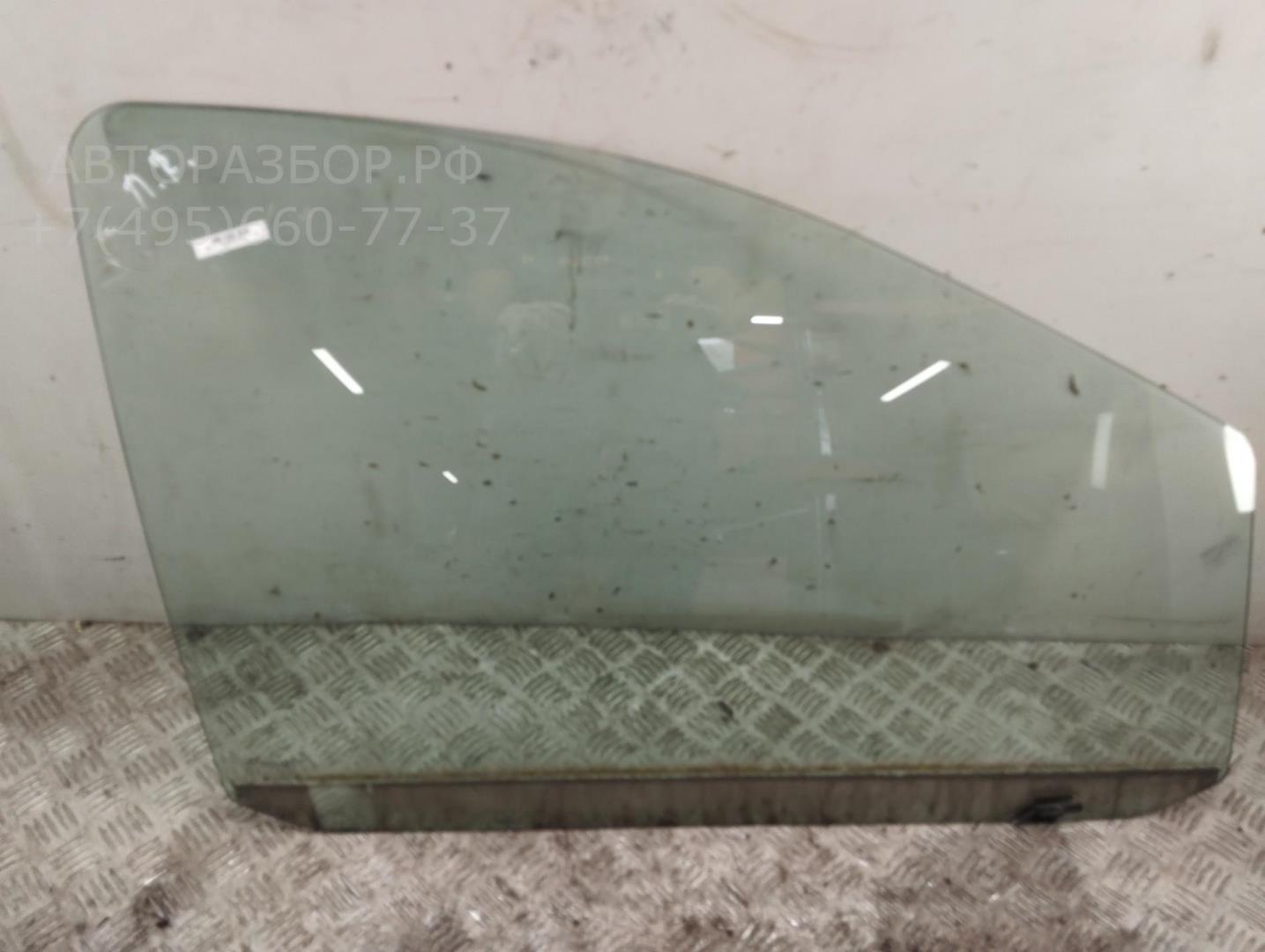 Стекло двери передней правой