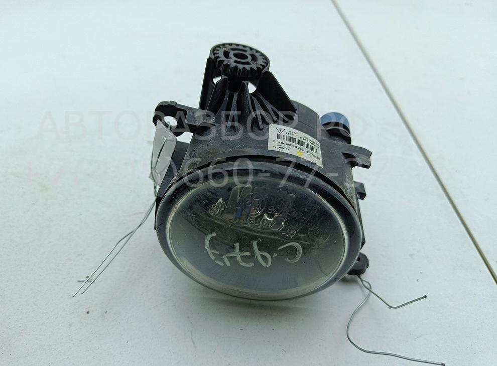 Фара противотуманная левая