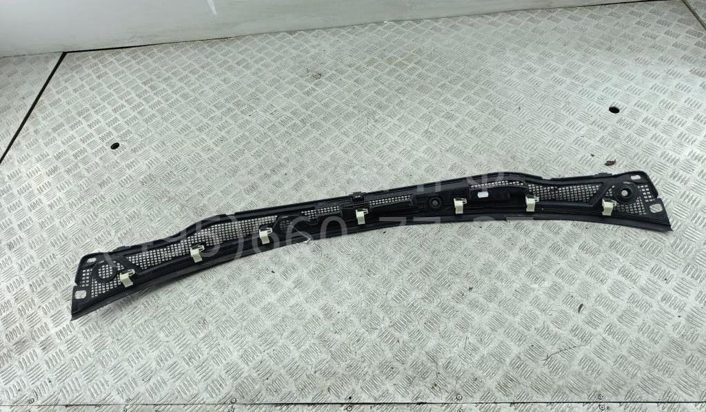 Решетка стеклоочистителей (Жабо)