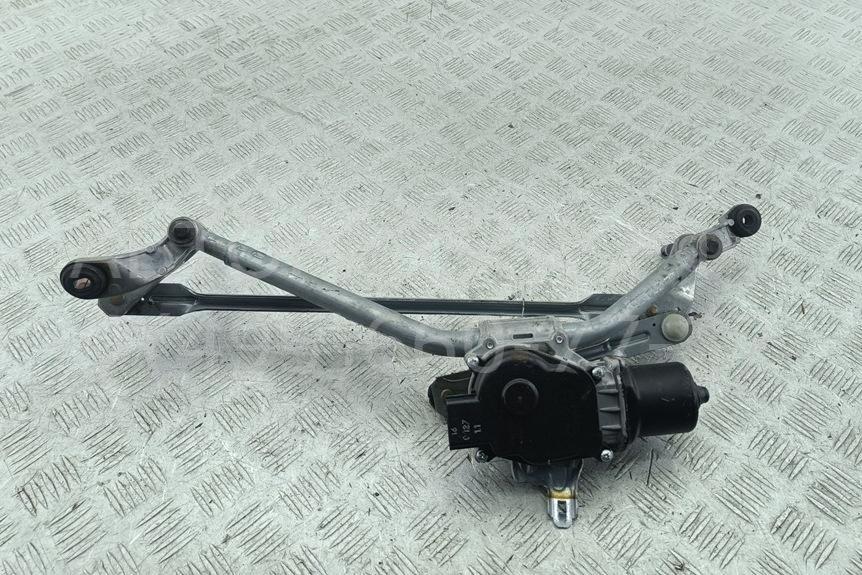 Моторчик стеклоочистителя передний