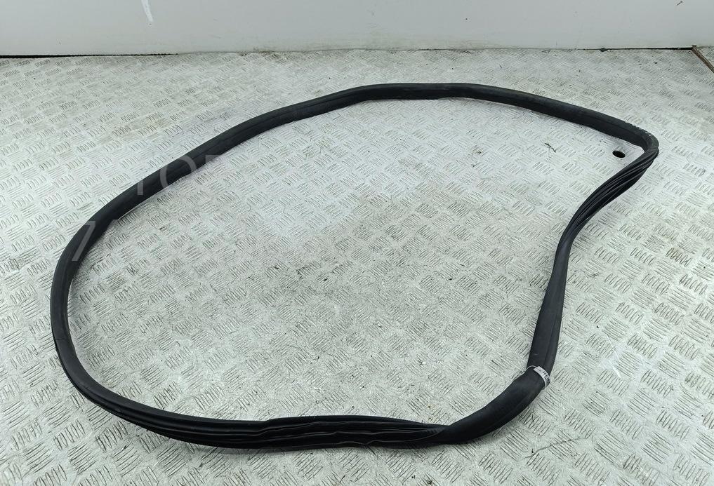 Уплотнитель двери