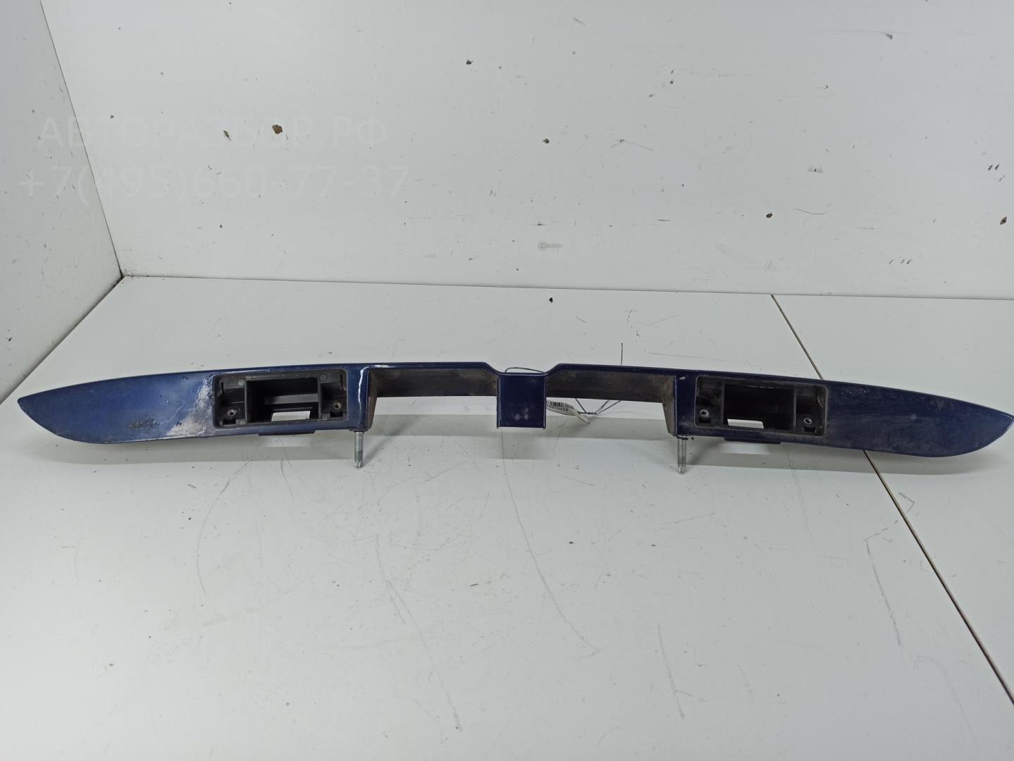 Накладка крышки багажника