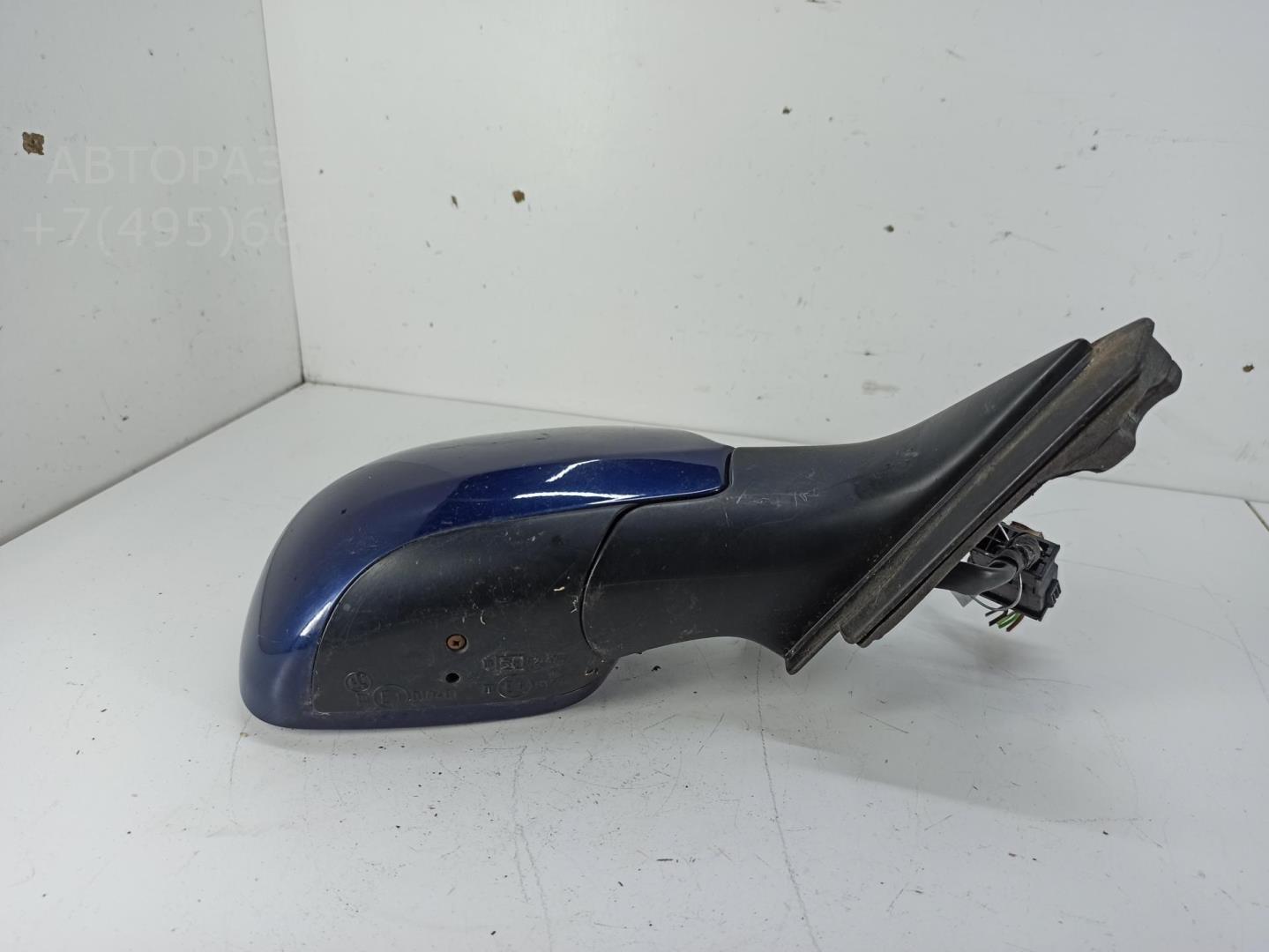 Зеркало правое электрическое