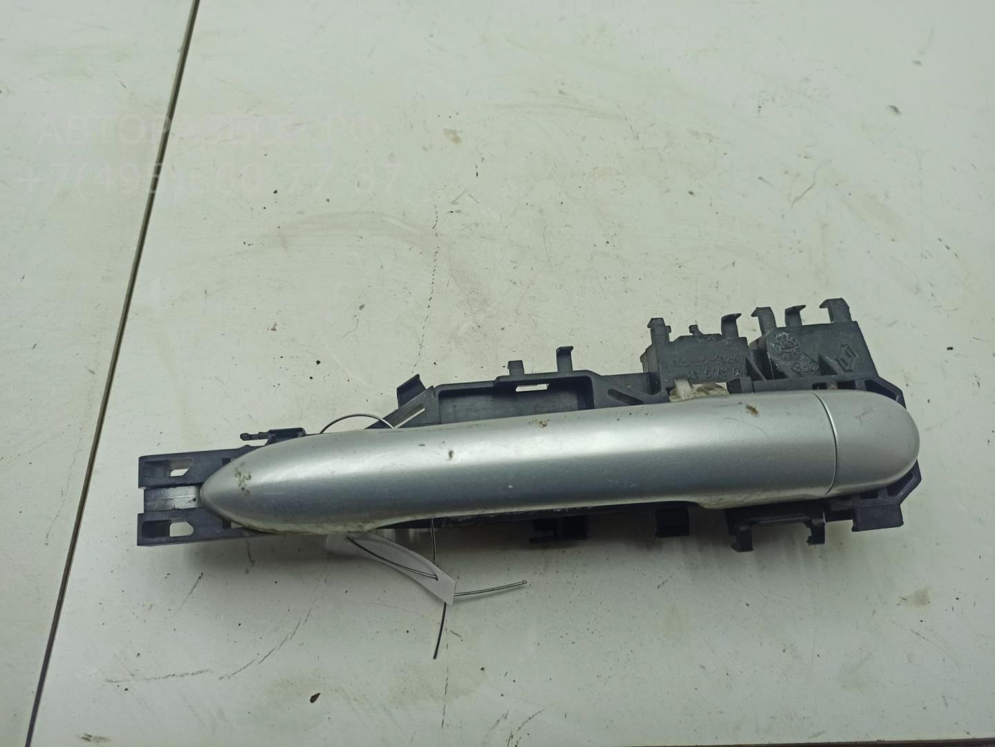 Ручка двери задней наружная левая